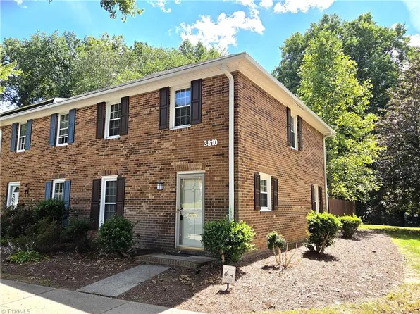 3810 E Huntingreen Ln #F, Winston Salem, NC 27106