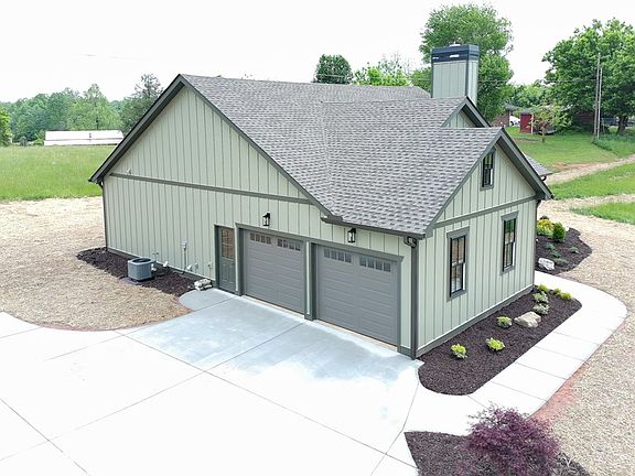 5th image of 100 Redridge Rd
