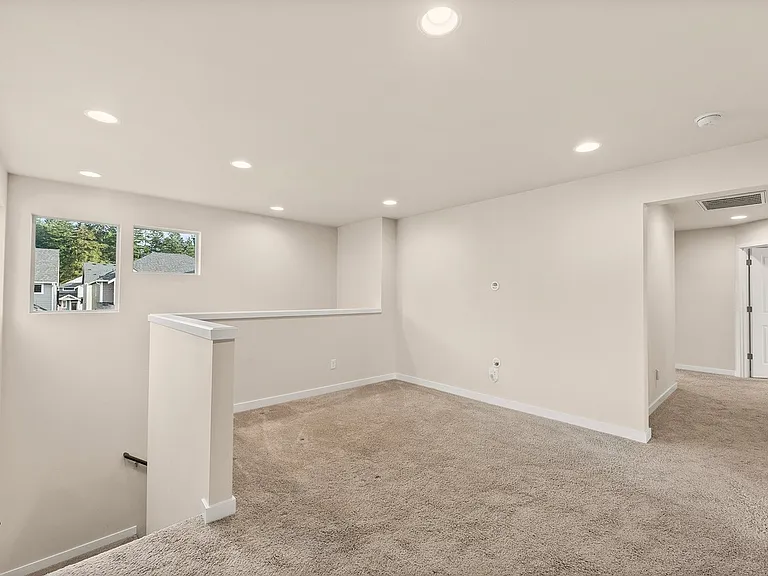 16212 8th Ave E — Photo 19