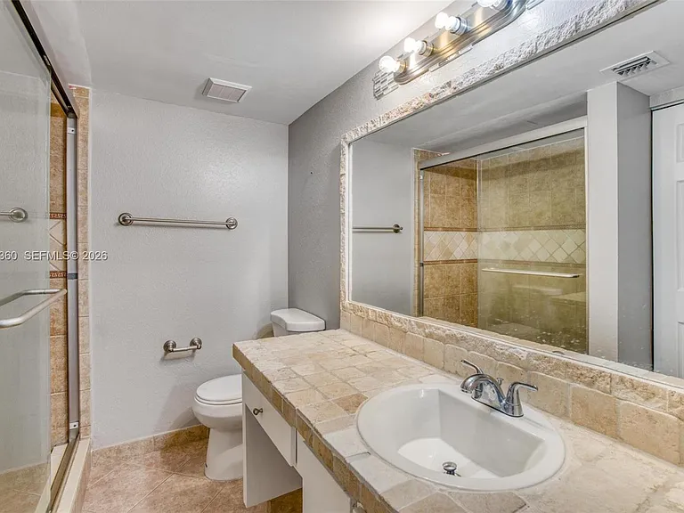 709 Gardens Dr #101 — Photo 14