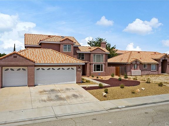 2nd image of 5725 Barcelona Dr