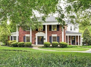 3718 Crocus Ln, Rolling Fields, KY 40207