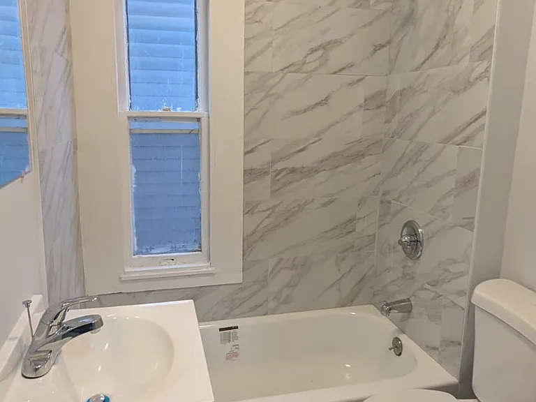165 Starr St #2A — Photo 13
