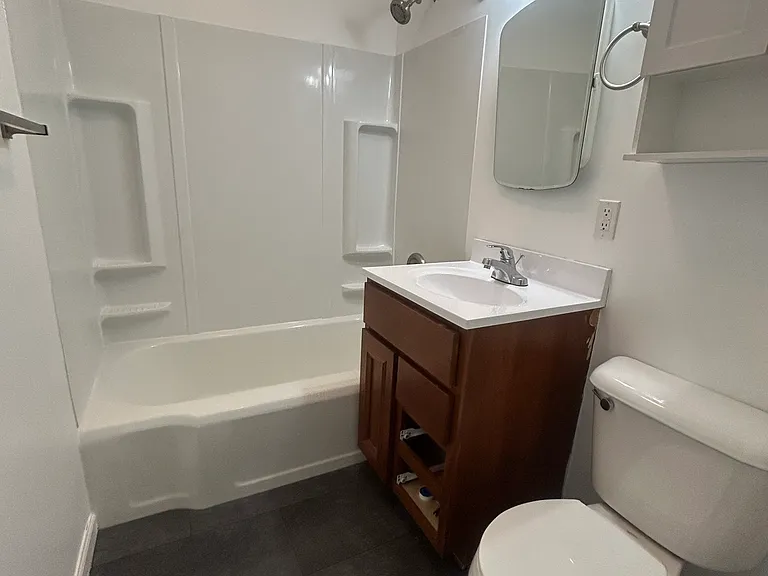 5006 N Port Washington Rd — Photo 6