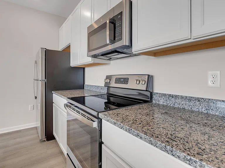 33 Wildflower Ln — Photo 18