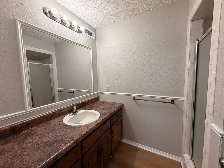 920 N Fargo Ave — Photo 10