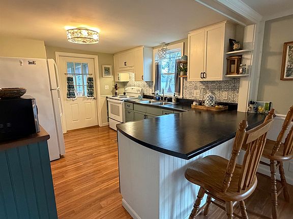 4th image of 41 Depot Pond Road