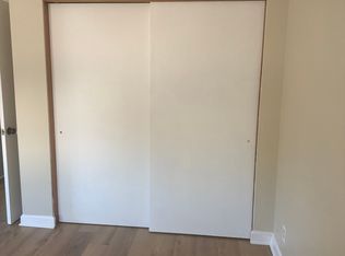 45 S Lincoln Ave APT E, Aurora, IL 60505