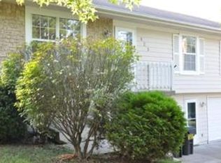 425 Chads Ct, Odessa, MO 64076