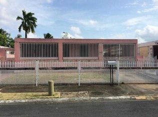 HN69 Calle Domingo Delgado, Toa Baja, PR 00949