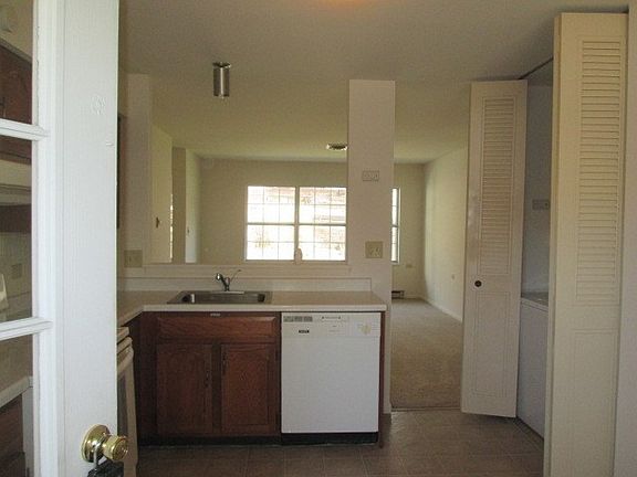 4th image of 7133 Concord Cir #7133