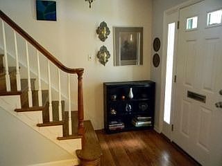 2nd image of 907 Pickett Ln