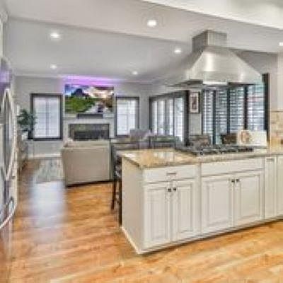Kitchen/family room