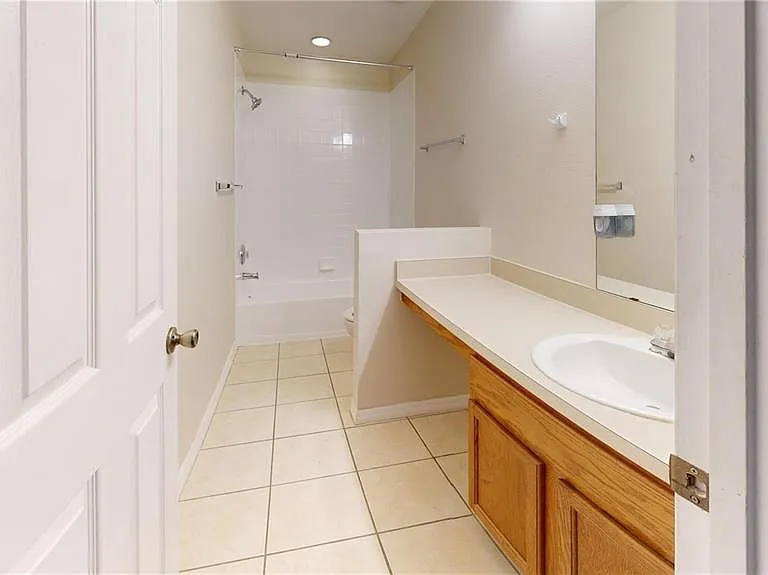 4104 Winding River Way — Photo 22