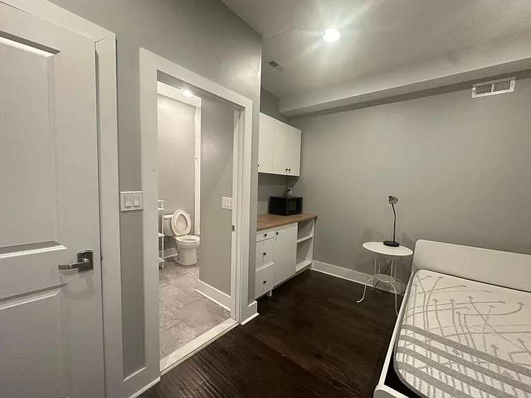 417 N Holly St — Photo 14