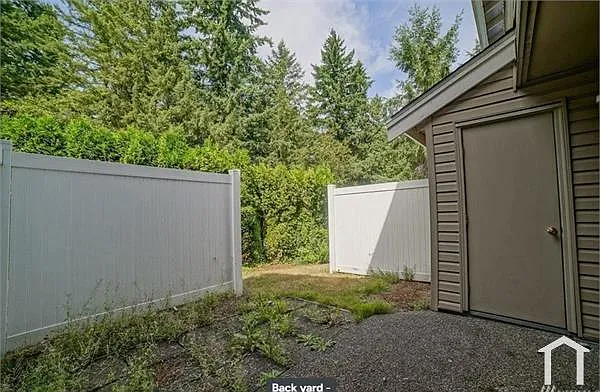 2100 S 336th St #P5 — Photo 5