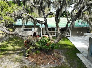 1355 Shady Lane Dr, Lake Wales, FL 33898
