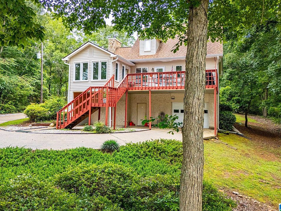 1st image of 403 Esther Cir