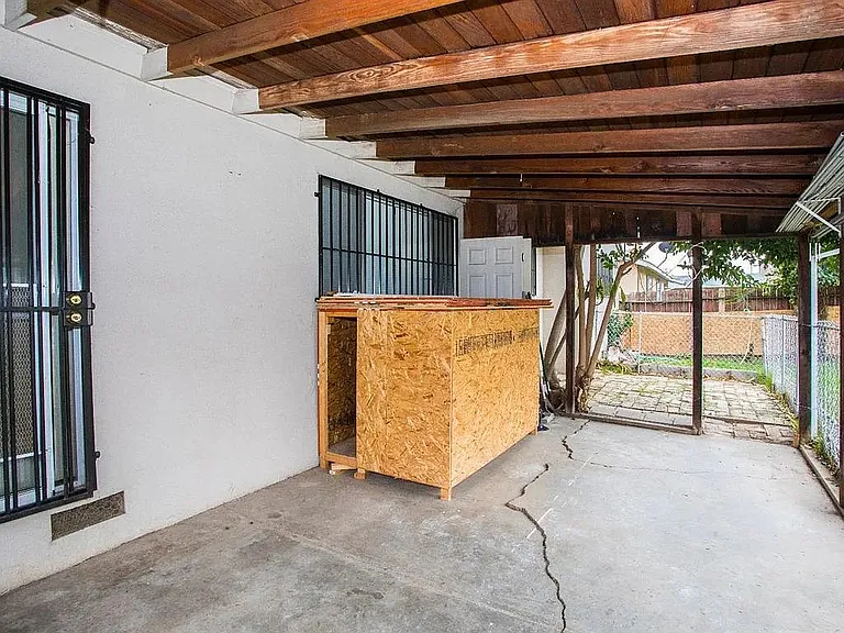 7512 Rubens Pkwy — Photo 13