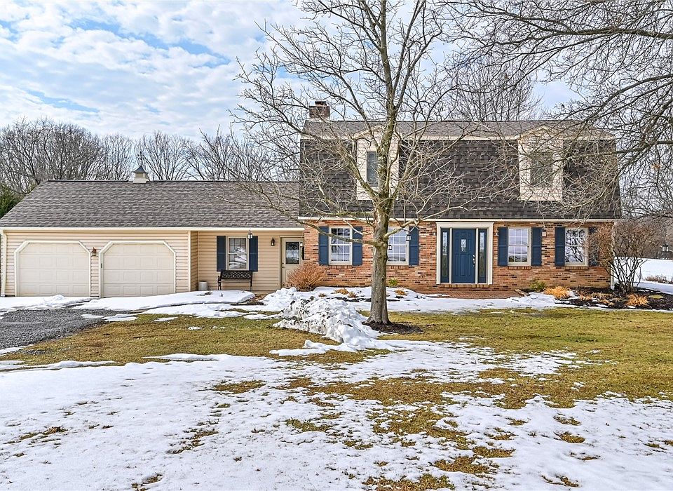 1st image of 656 Bairdford Rd W