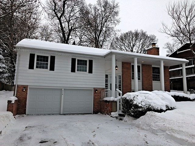 1st image of 914 Fortress Dr
