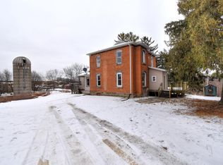 32675 Durst Ln, Richland Center, WI 53581
