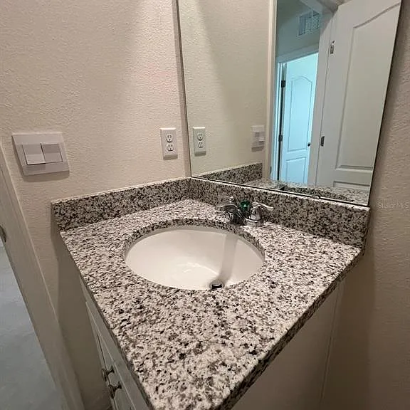 631 Park Place Blvd — Photo 18