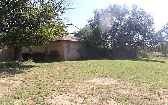 2nd image of 207 N Briarwood Dr