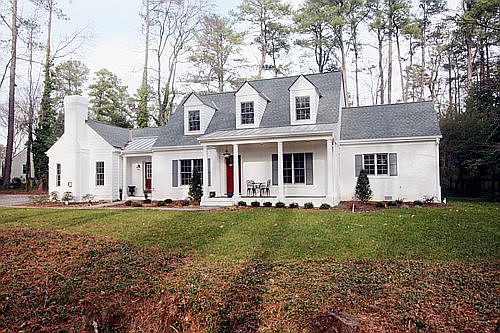 2nd image of 8010 Carriage Ln