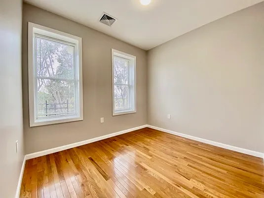 Rented by Peace of Mind Realty | media 24