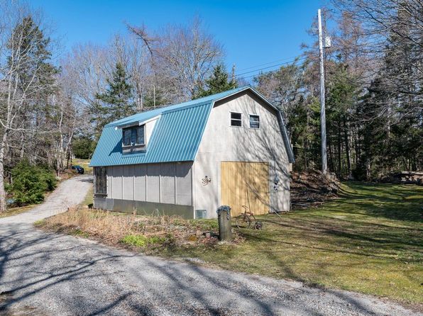 13576 Peggys Cove Rd, Upper Tantallon, NS B3Z 2J2