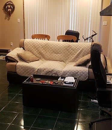 3rd image of 15 Lakeview Ct