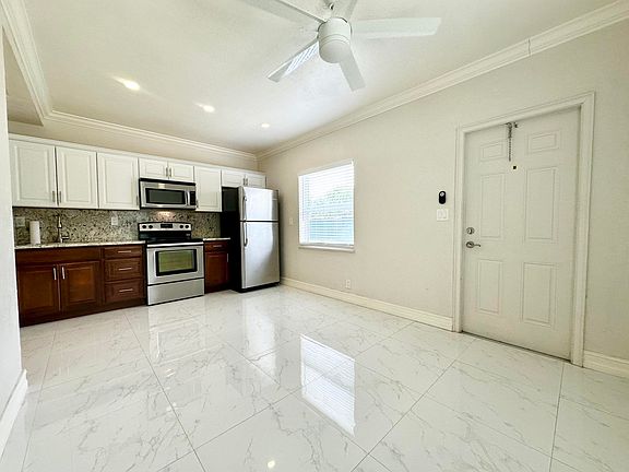 2nd image of 1041 NE 16th Ave #W