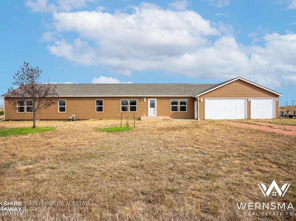 2 Redtail St, Gillette, WY 82718