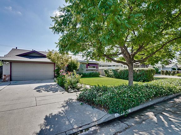 3rd image of 5304 Dellwood Way