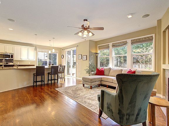 5th image of 3883 NW 9th Loop