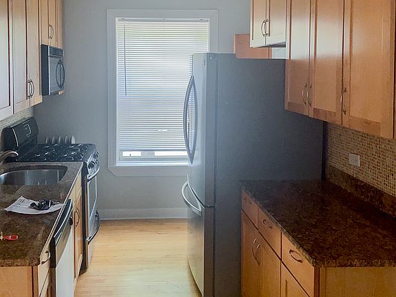 2nd image of 4700 1/2 N Winchester Ave #1