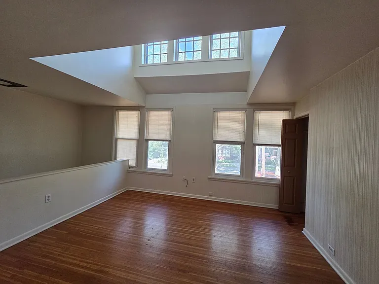 926 Liberty St — Photo 18