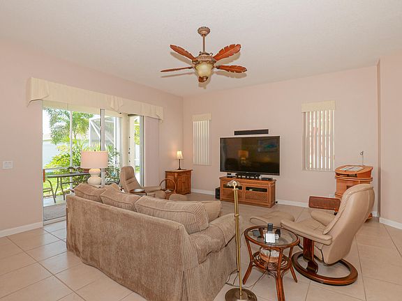 5th image of 5828 NW Bates Avenue
