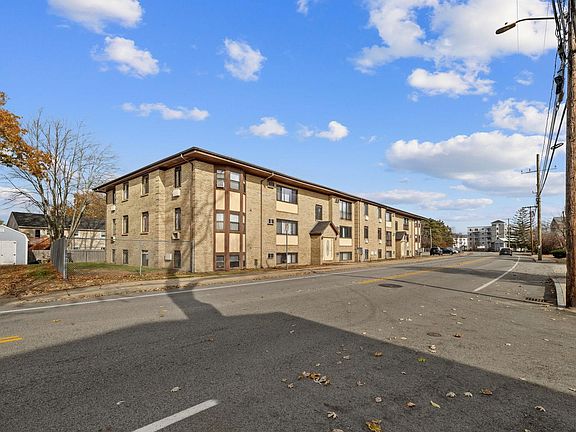 4th image of 87-89 Lake Street