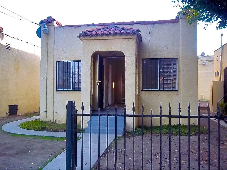 1st image of 654 W 91st St