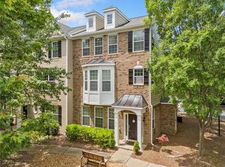 11279 Musette Cir, Alpharetta, GA 30009