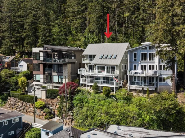 217 Lakeshore Dr, Fraser Valley, BC V2R 5A1