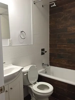 Rented by Mendy Realty Inc | media 41