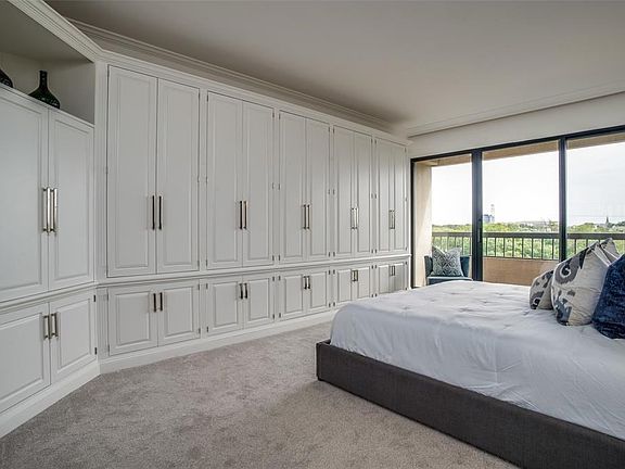 2nd image of 3831 Turtle Creek Blvd APT 8G