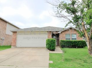 1920 J Cheshier Rd, Justin, TX 76247