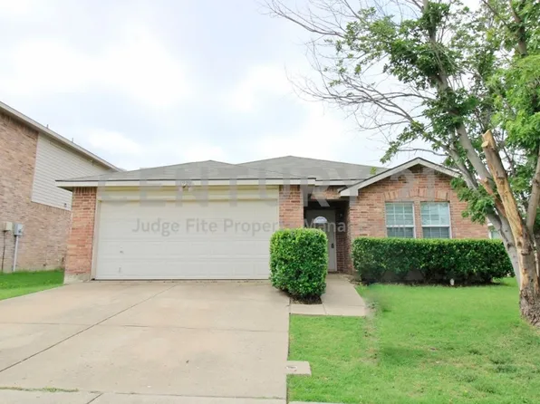 1920 J Cheshier Rd, Justin, TX 76247