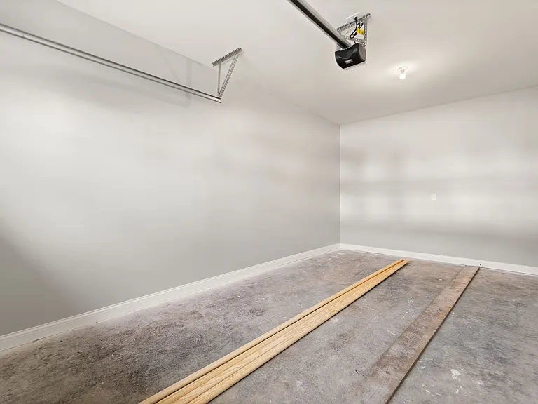 604 Crozer Ave #102 — Photo 38