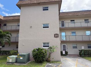 709 Lori Dr APT 215, Palm Springs, FL 33461