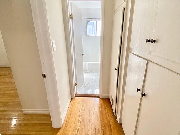 3rd image of 1400 N Gardner St APT 14